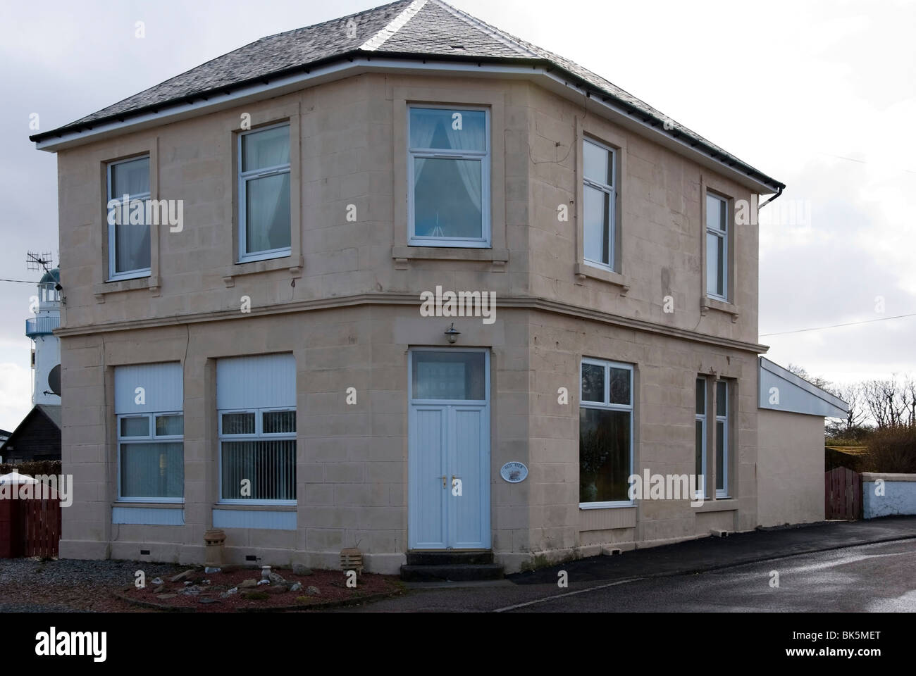 Il Molo Vecchio Casa verso Cowal Peninsula Argyll & Bute Scozia occidentale Foto Stock