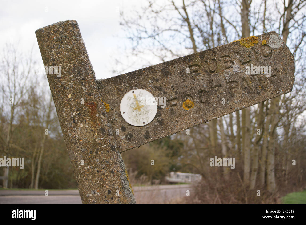 Sentiero segno, San Pietro modo, Essex, Inghilterra Foto Stock