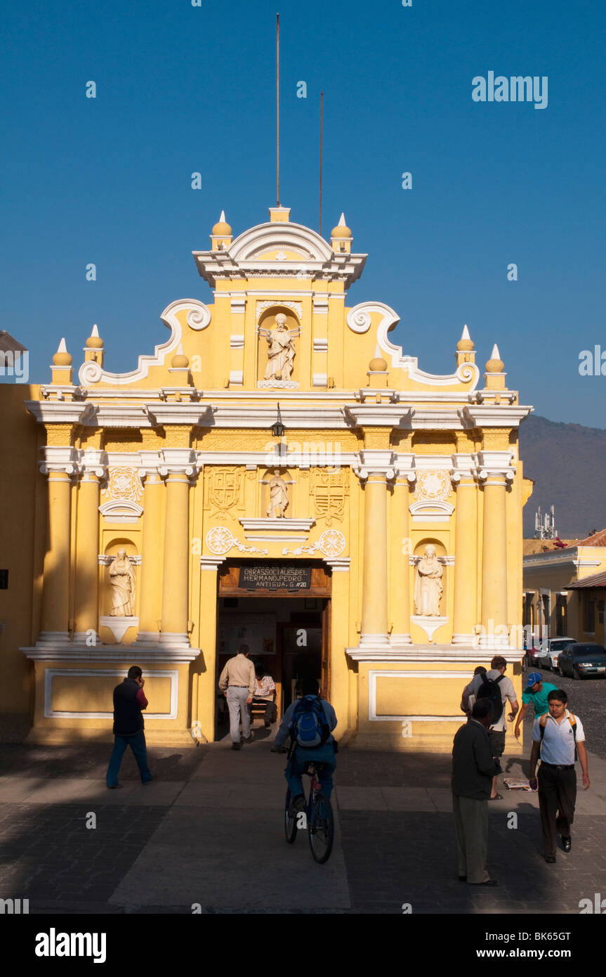 Hermano Pedro chiesa, Antigua, Sito Patrimonio Mondiale dell'UNESCO, Guatemala, America Centrale Foto Stock