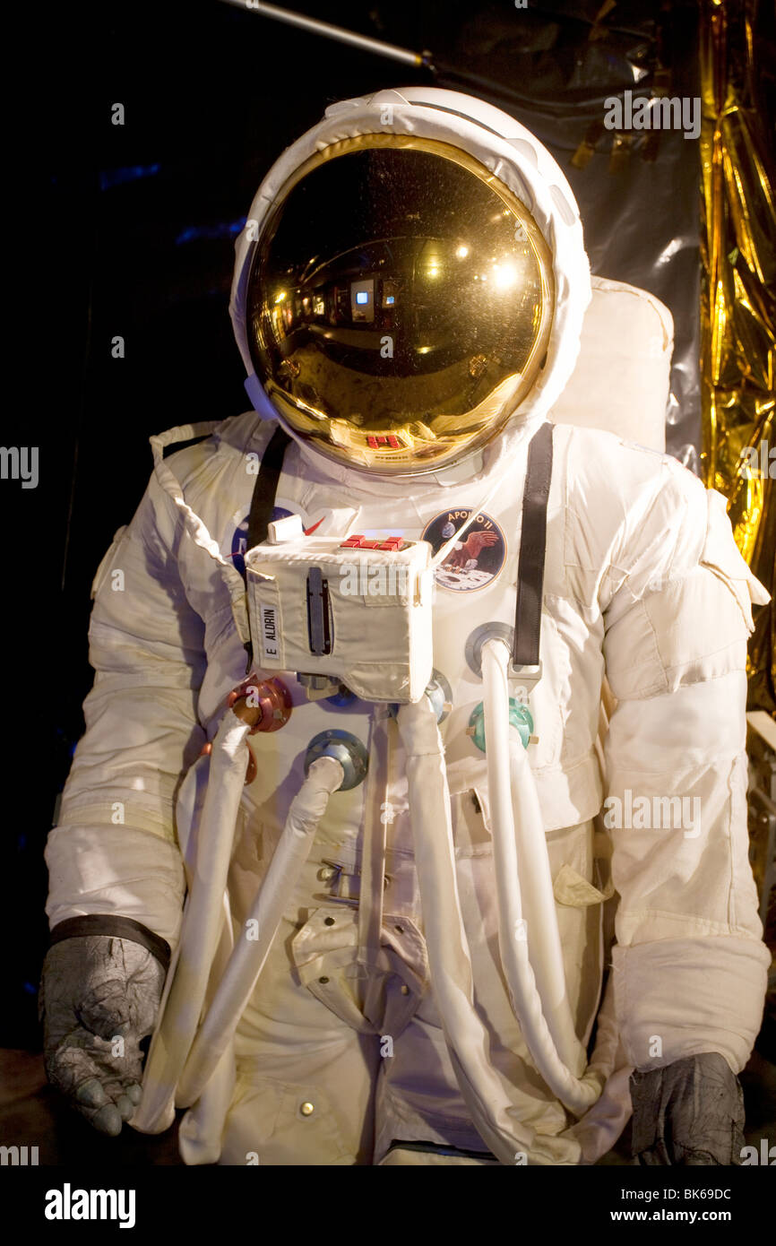 Astronauta tuta. Museo della Scienza, Kensington, London, England, Regno Unito Foto Stock