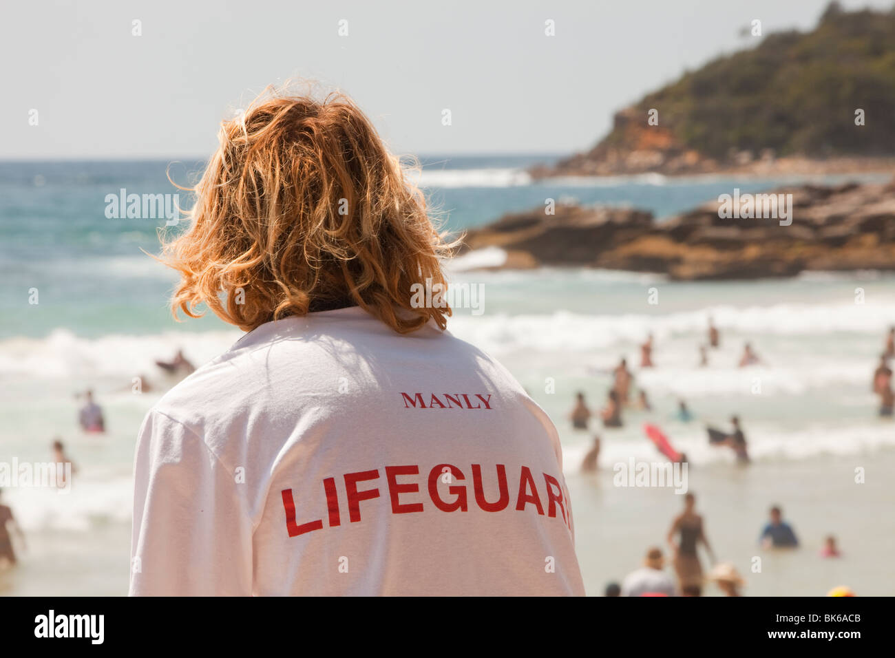 Un bagnino sulla spiaggia di Manly, Sydney, Australia. Foto Stock