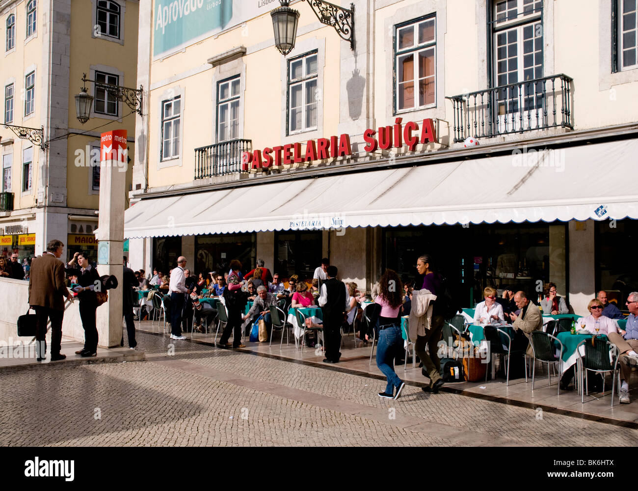 Pastelaria Suíça, un rinomato Café e il ristorante in Praça Dom Pedro IV nel centro di Lisbona, Portogallo. Foto Stock