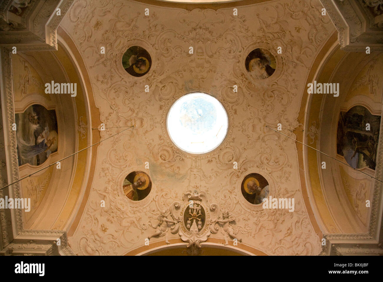 L' oratorio della Confraternita dei Neri (uomini neri) in Monterosso al Mar, Liguria, Foto Stock
