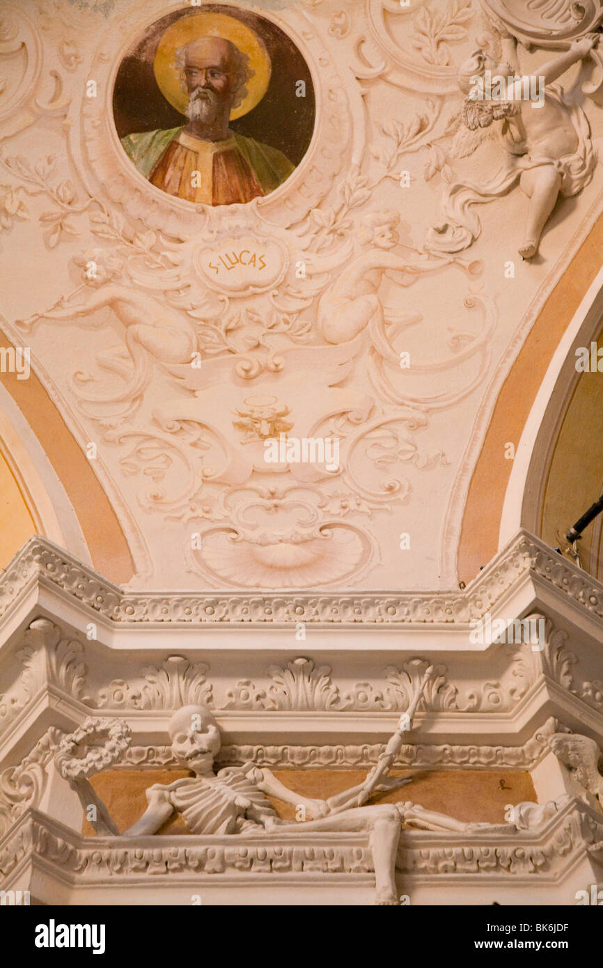 L' oratorio della Confraternita dei Neri (uomini neri) in Monterosso al Mar, Liguria, Foto Stock