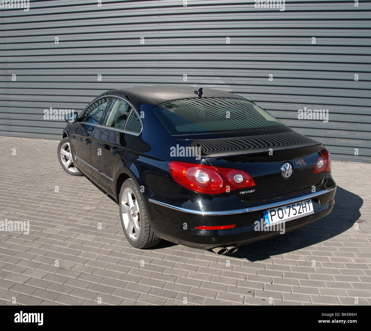 Volkswagen Passat CC 2.0 TDI - 2008 - nero metallizzato - cinque porte (5D) - Tedesco middle class auto, segmento D Foto Stock