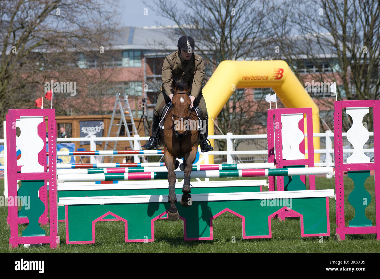 Coppa del mondo di pentathlon serie show jumping event Medway Park Gllingham Kent Foto Stock