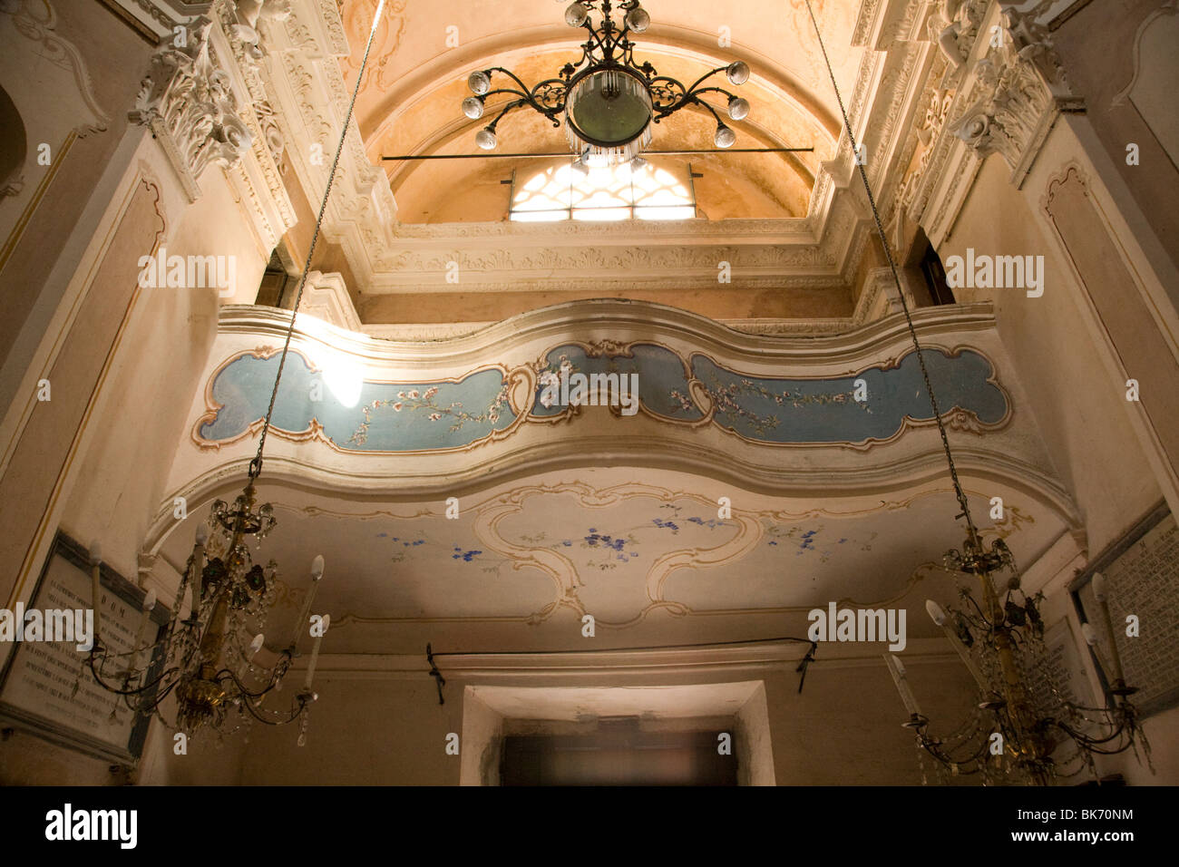L' oratorio della Confraternita dei Neri (uomini neri) in Monterosso al Mar, Liguria, Foto Stock