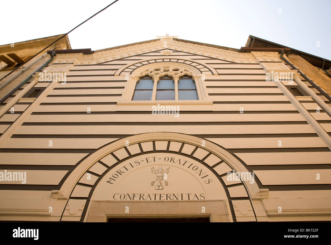 L' oratorio della Confraternita dei Neri (uomini neri) in Monterosso al Mar, Liguria, Italia. Foto Stock