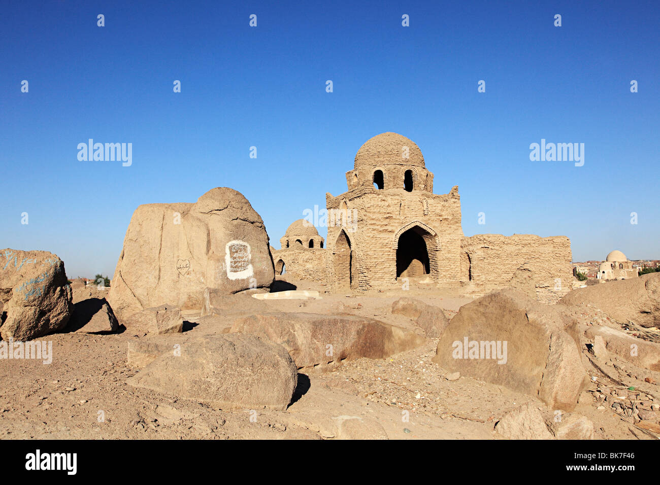 Antico cimitero musulmano in Aswan Foto Stock