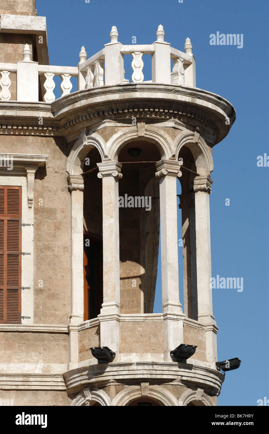 Tipica architettura , edificio ristrutturato nel centro cittadino di Beirut Libano Foto Stock