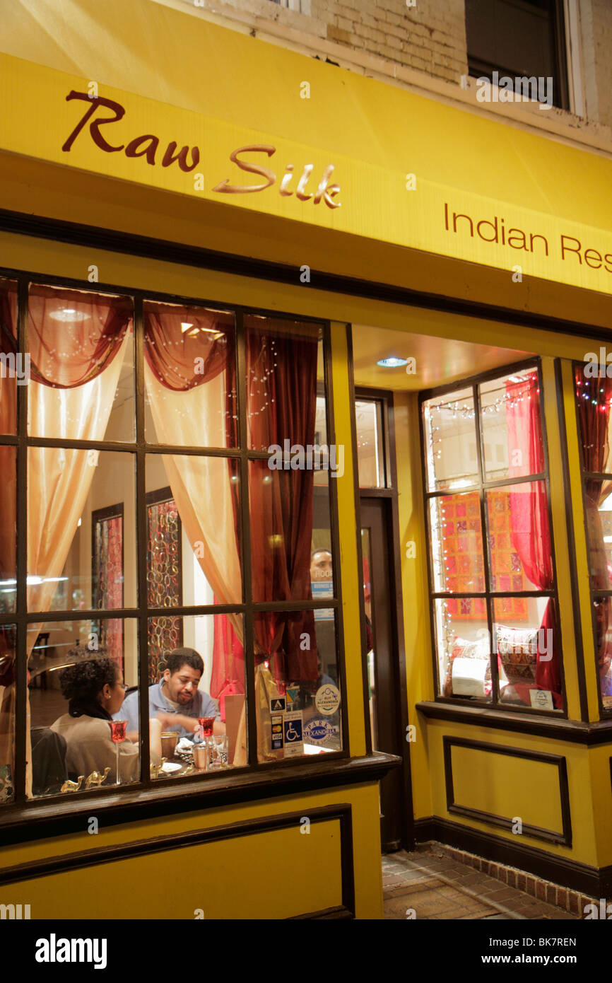 Alexandria Virginia, Old Town, King Street, Raw Silk Indian, ristorante ristoranti cibo mangiare fuori caffè caffè bistrot, servizio, cucina, etnico, ristoranti Foto Stock