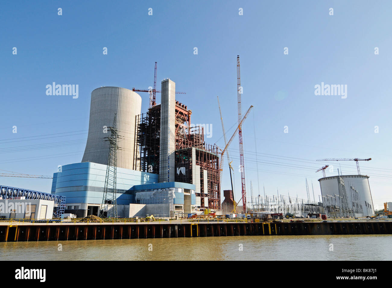 Edificio di nuova costruzione, sito in costruzione, carbone power station, torre di raffreddamento, E.ON AG, Datteln, Dortmund Ems Canal, Nord Rhine-Westphali Foto Stock