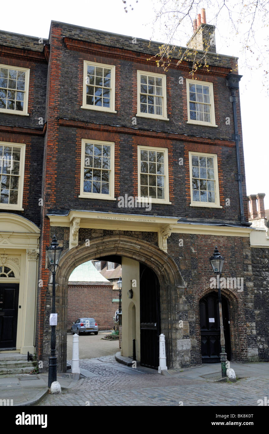 Gatehouse of Sutton's Hospital di Certosa, Charterhouse Square London EC1 England Regno Unito Foto Stock