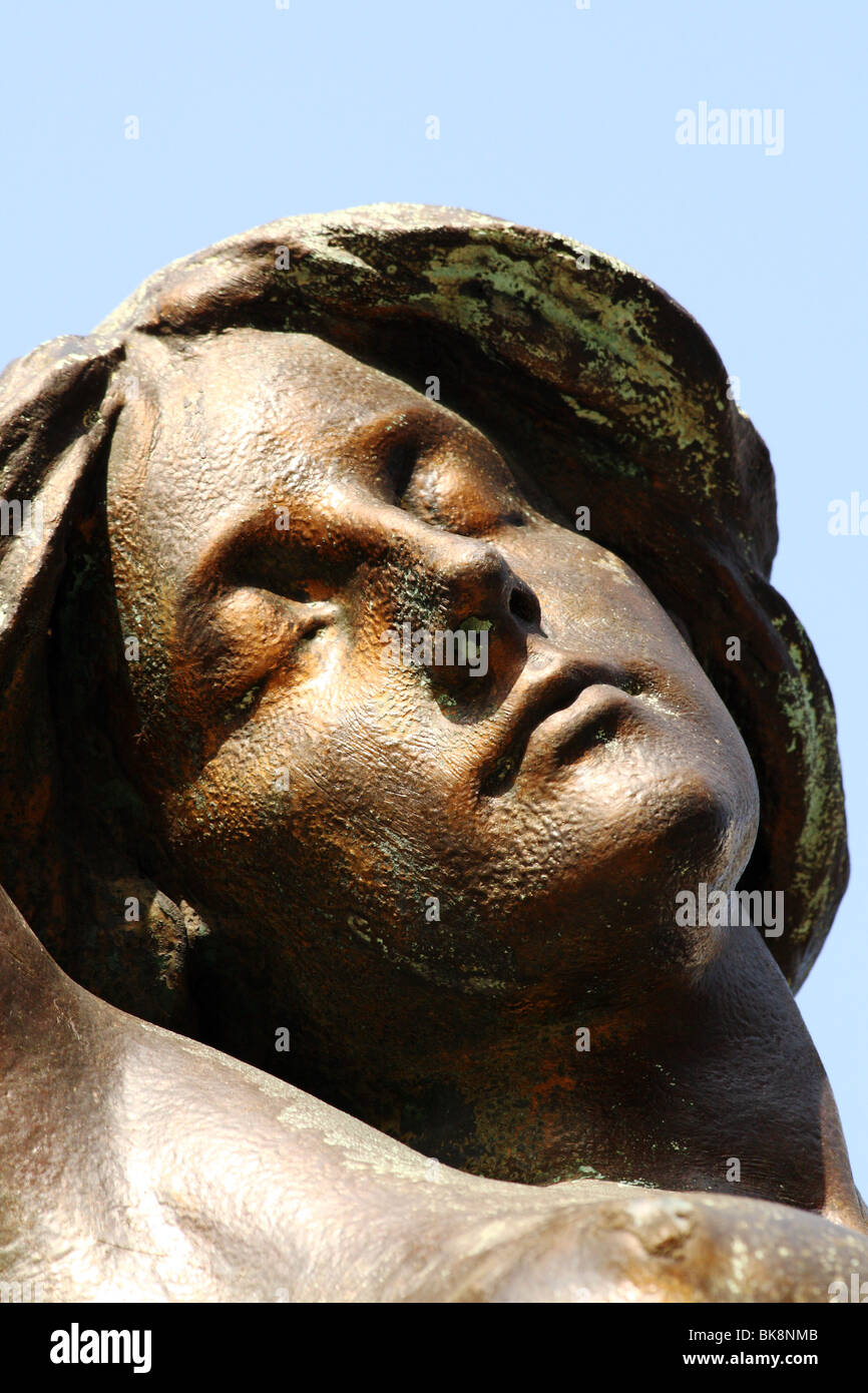 Statue dal celebre scultore Vittoriano Alfred Drury in stile art nouveau bronzi Foto Stock