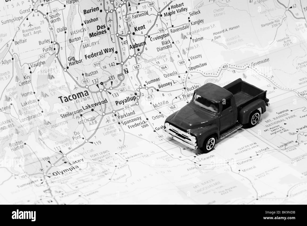 Modellino pressofuso carrello auto su Area Locale Mappa stradale Foto Stock