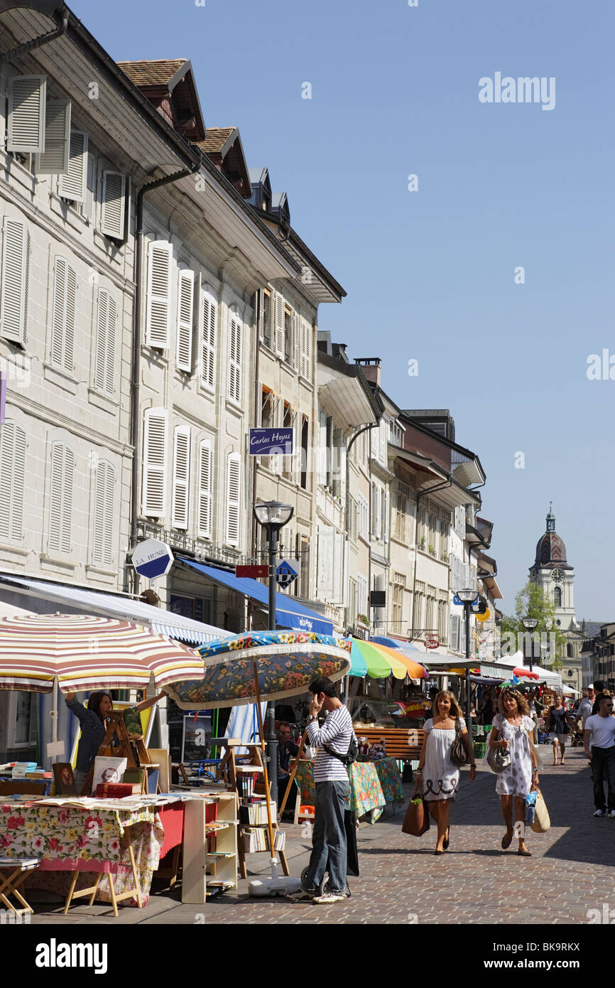 Mercato nella Città Vecchia, Morges, Canton Vaud, Svizzera Foto Stock