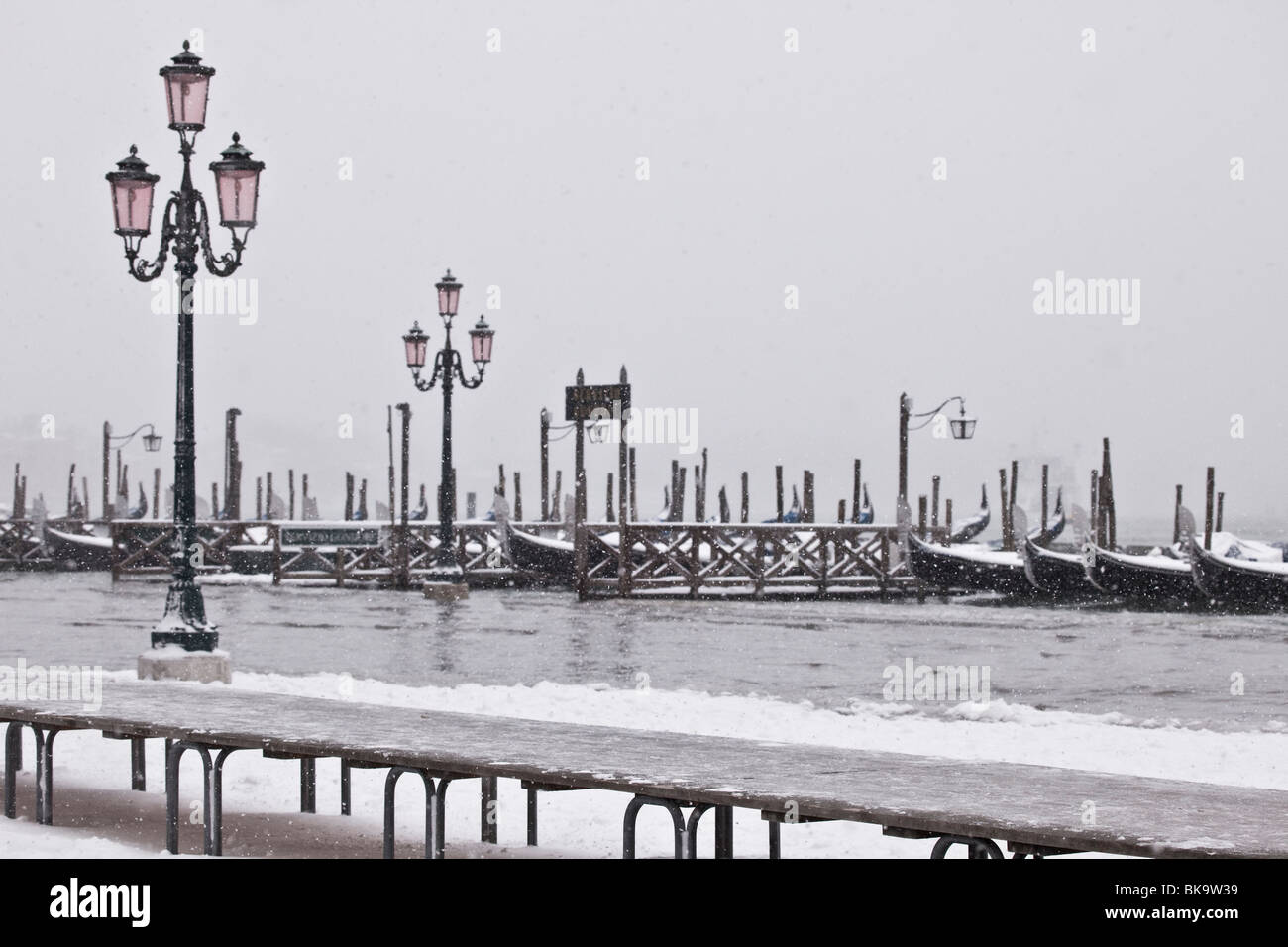 Alta marea a Venezia, Italia. Foto Stock