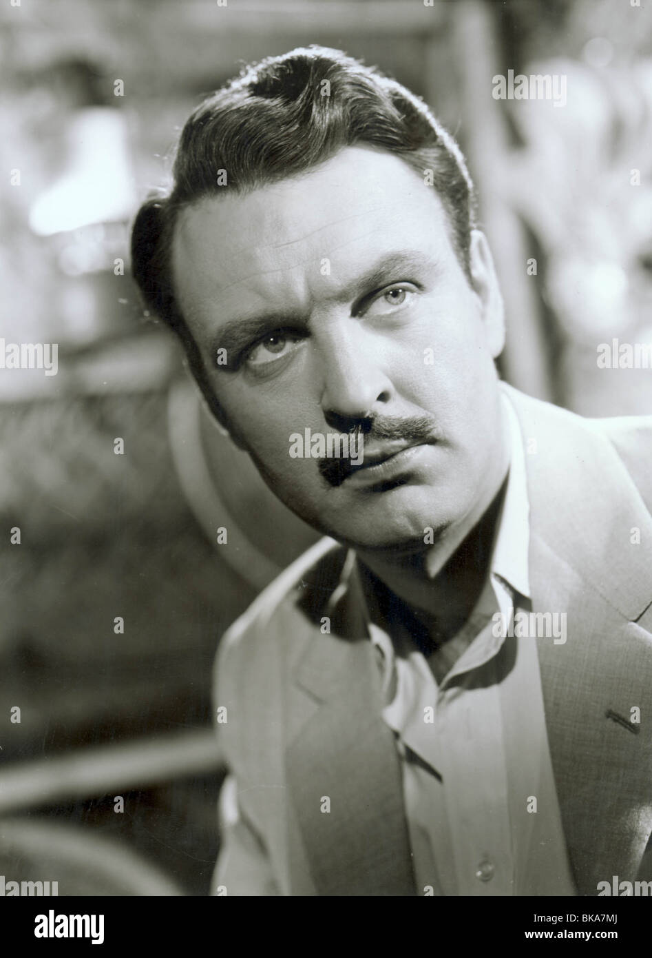 Il Beachcomber (1954) DONALD SINDEN BCMR 004P Foto Stock