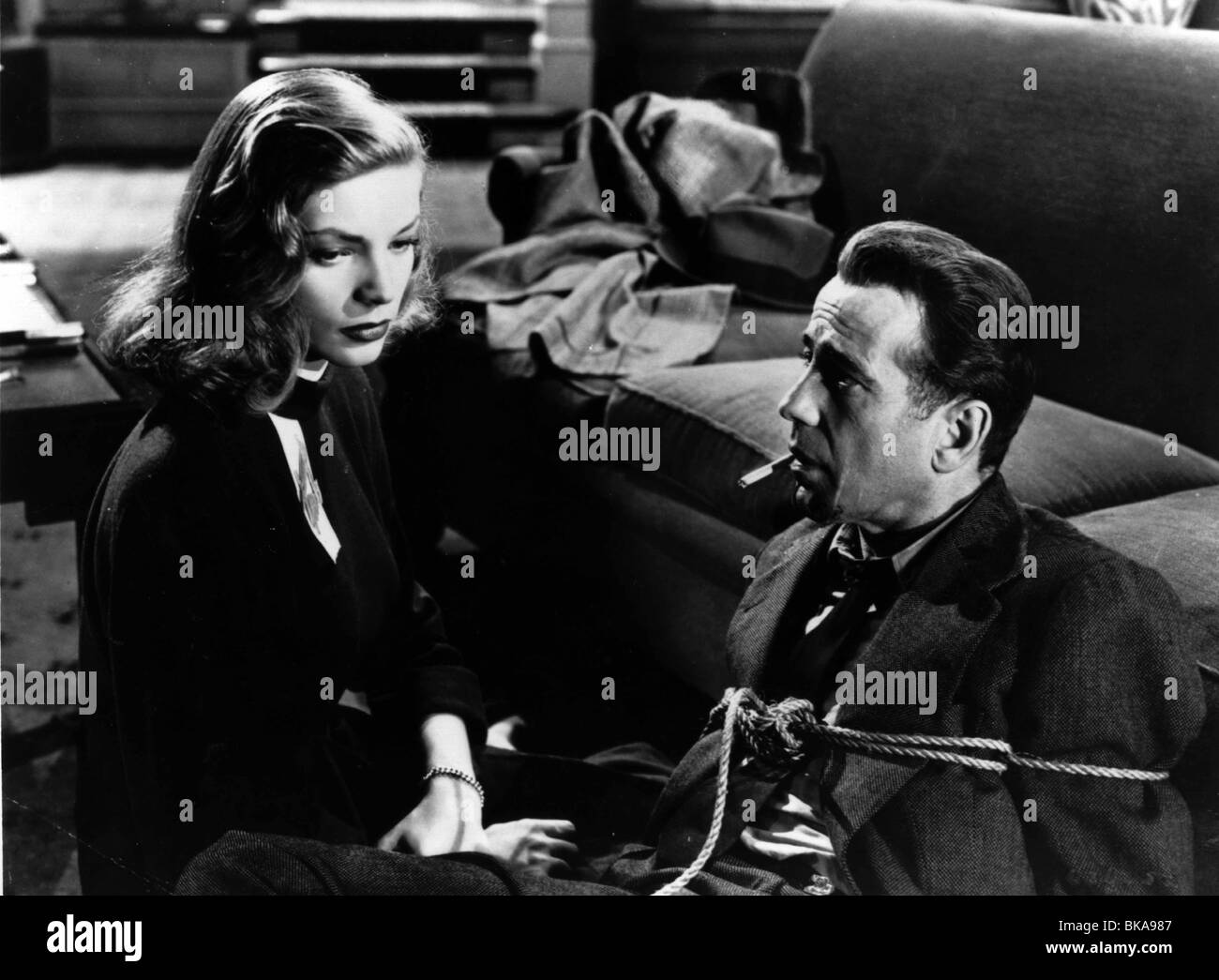 Il Big Sleep (1946) Lauren Bacall, Humphrey Bogart cucchiai 016P Foto Stock