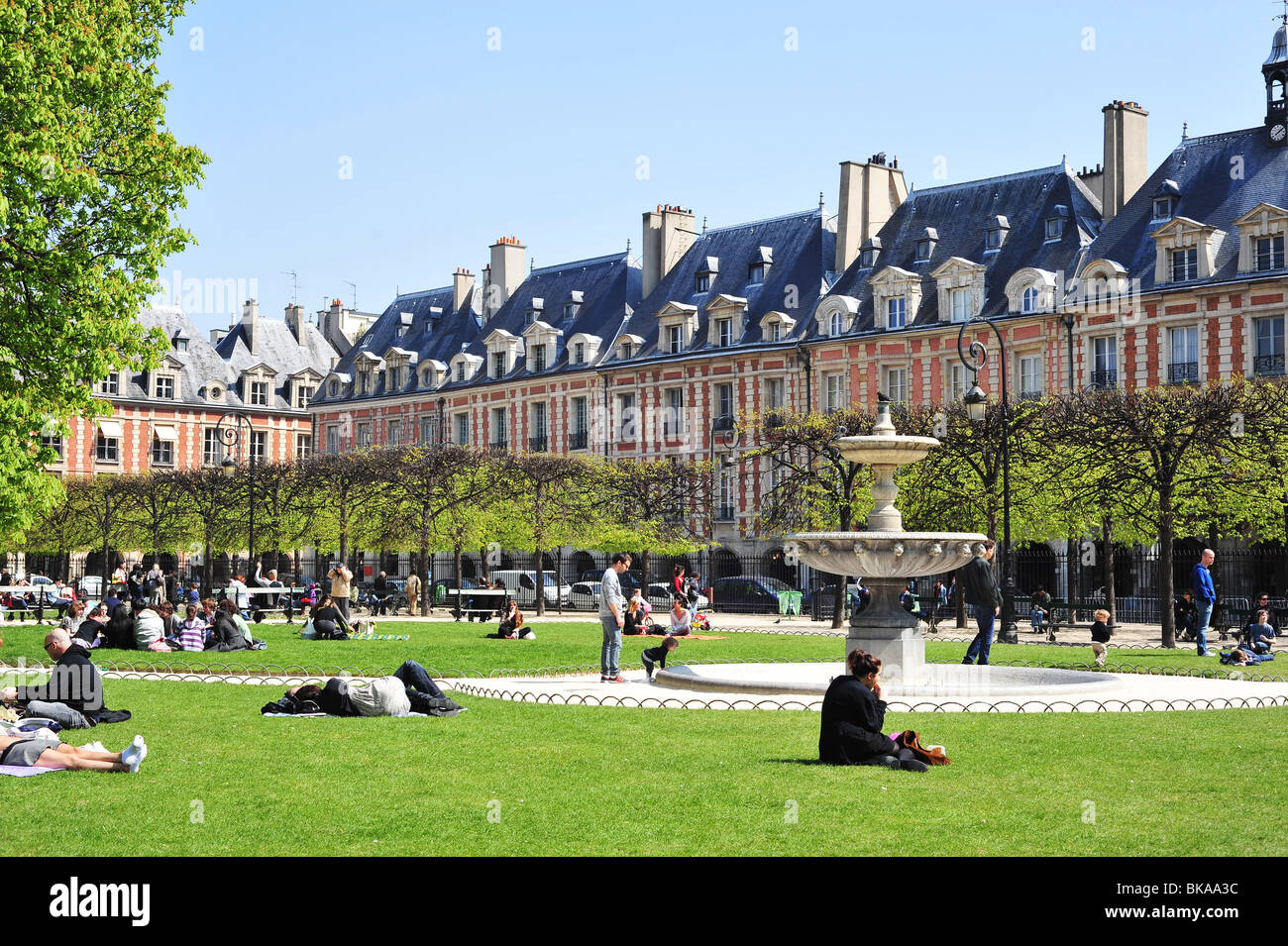 Il quartiere di Marais, Place, de, Vosges, Parigi, Francia Foto Stock