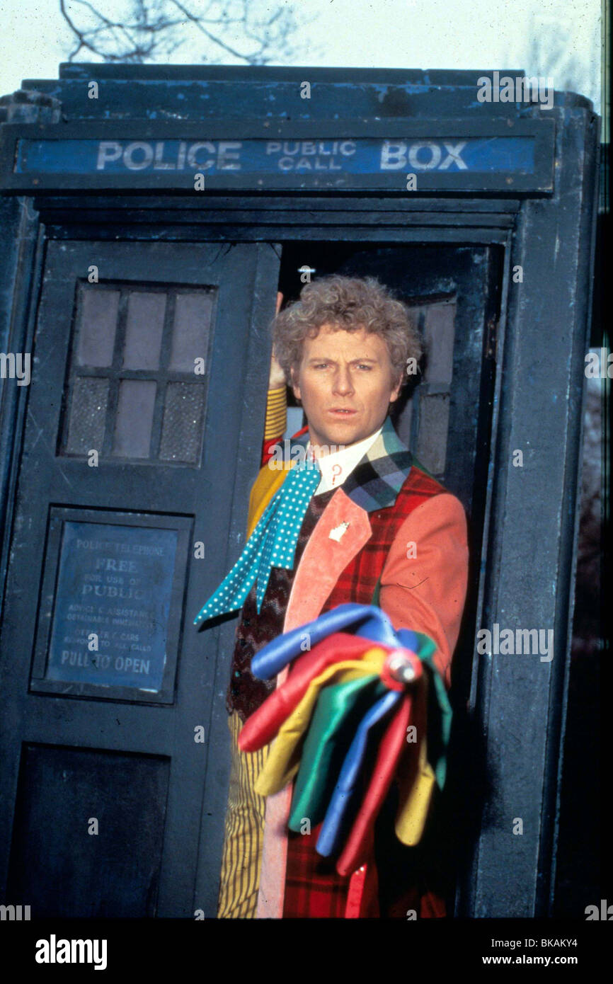 DR WHO (TV) MEDICO CHE (ALT) COLIN BAKER DRW 003 Foto Stock