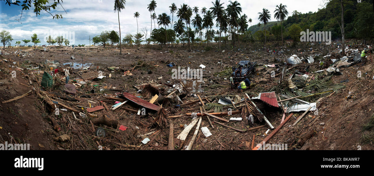 Panorama scena di salvataggio, tsunami, Samoa Foto Stock