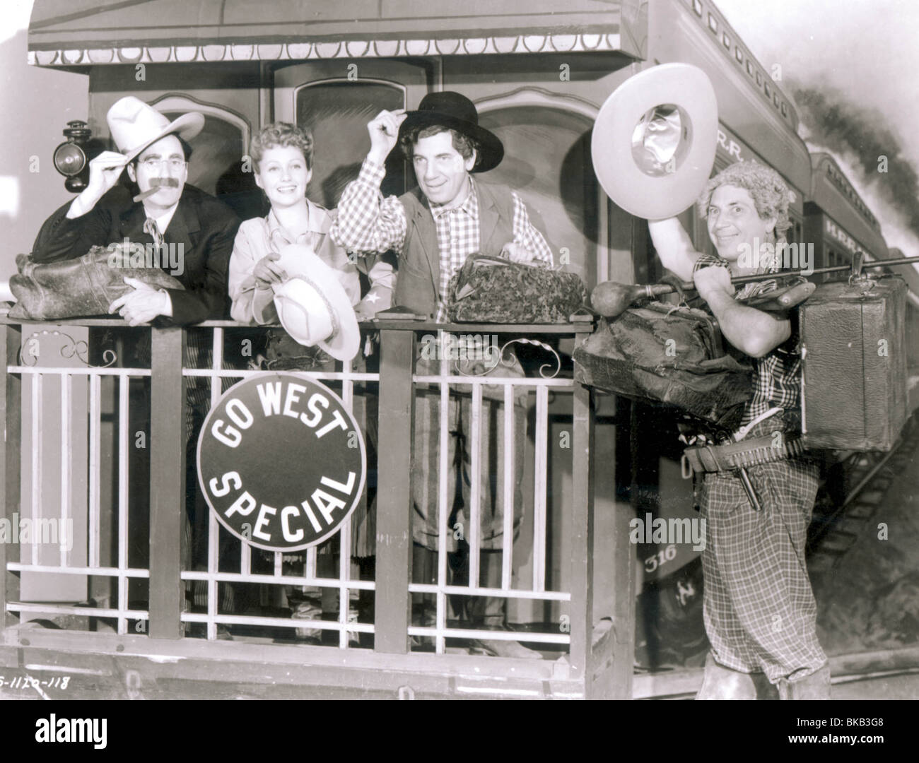 Andare a Ovest (1940) Groucho Marx, Chico Marx, gli Harpo MARX GOW 006P Foto Stock