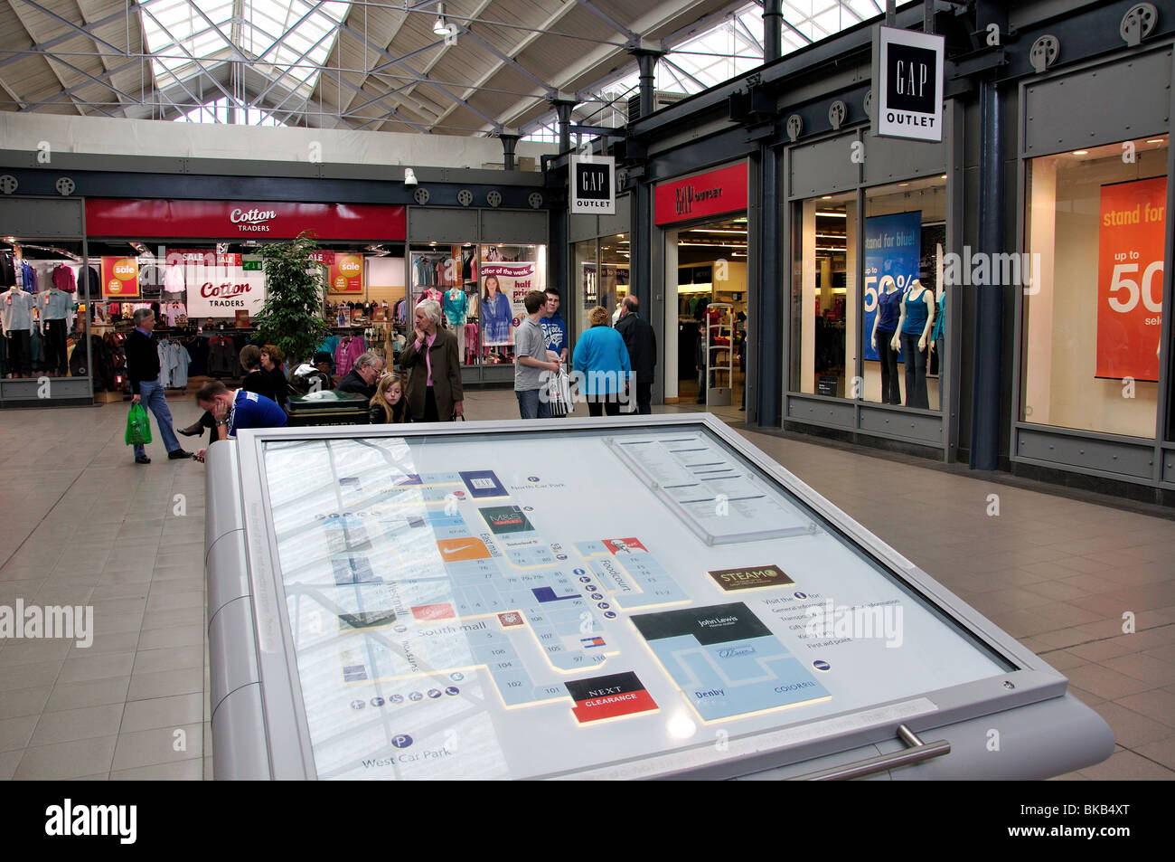 Store locator mappa, Swindon Designer Outlet, Swindon, Wiltshire, Inghilterra, Regno Unito Foto Stock