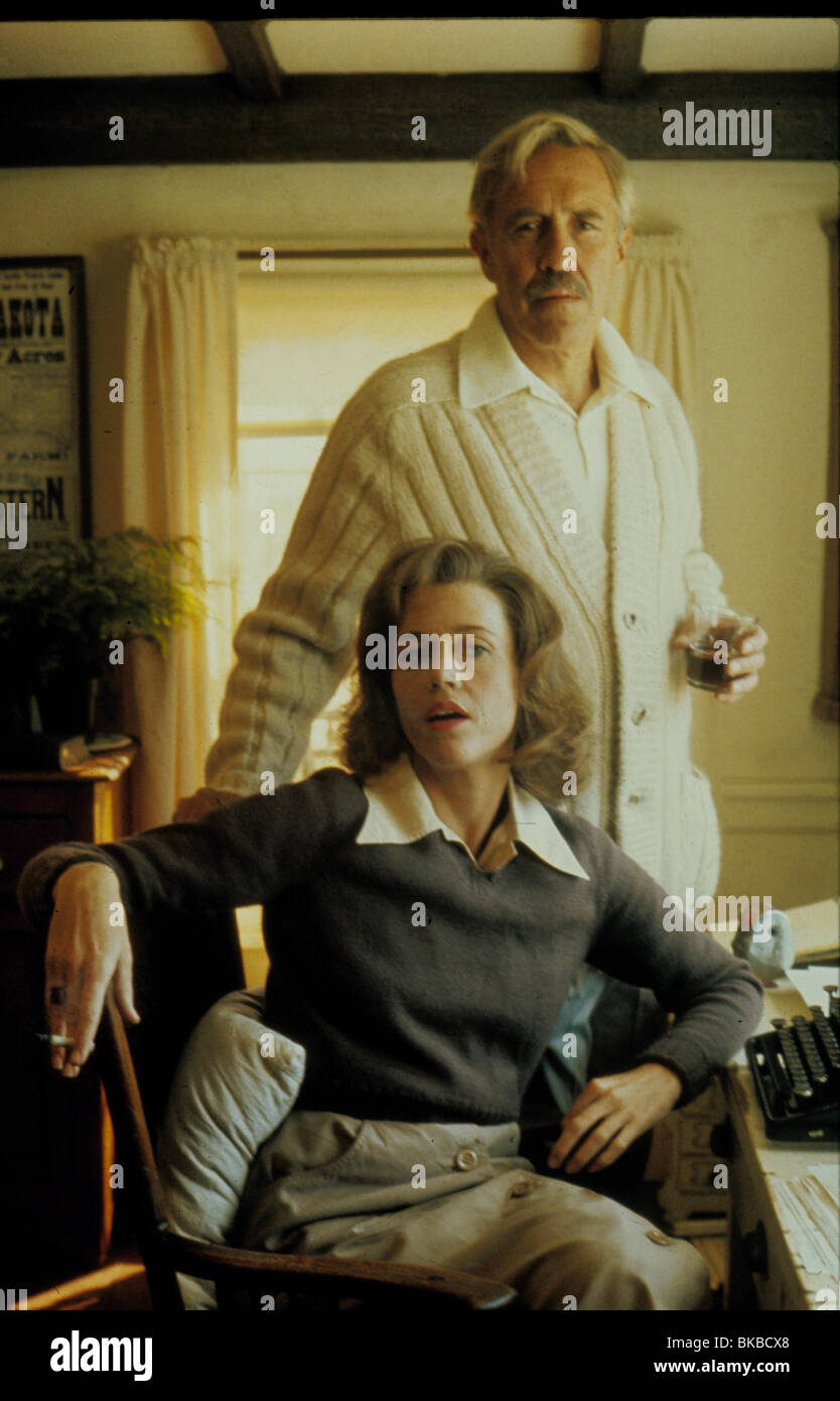 JULIA (1977) Jane Fonda, Jason ROBARDS LUG 005 Foto Stock