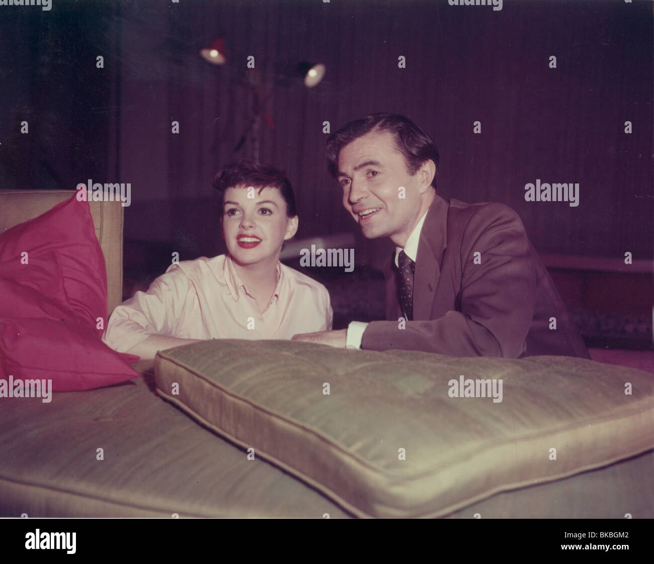 È NATA UNA STELLA (1954) Judy Garland, James Mason SIB 002CP Foto Stock