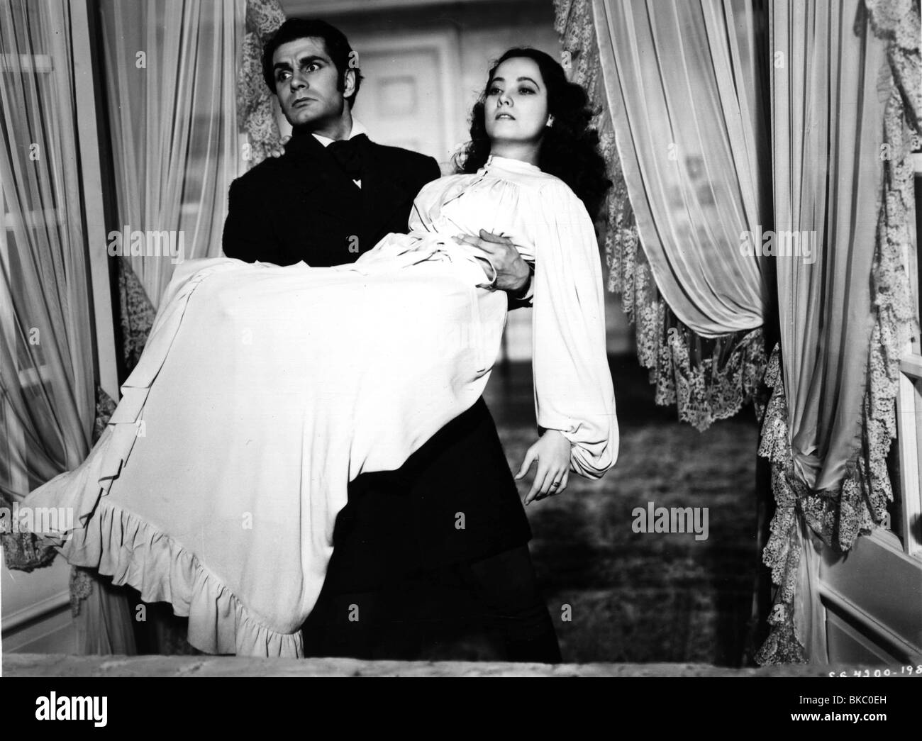WUTHERING HEIGHTS (1939) Laurence Olivier, MERLE OBERON WTH1 013P Foto Stock
