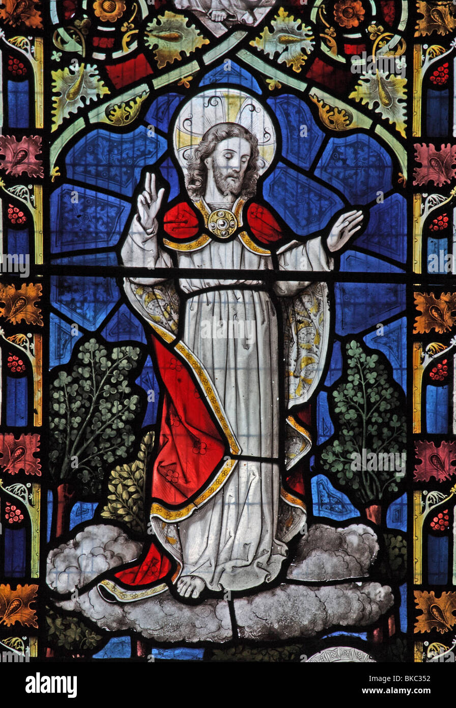 Una vetrata raffigurante l'Ascensione di Gesù Cristo, Santa Maria Vergine Chiesa, Tysoe, Warwickshire Foto Stock