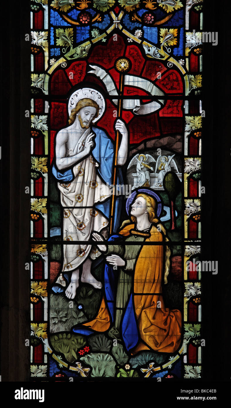 Una vetrata raffigurante Maria Maddalena presso il sepolcro, Santa Maria Vergine Chiesa, Tysoe, Warwickshire Foto Stock
