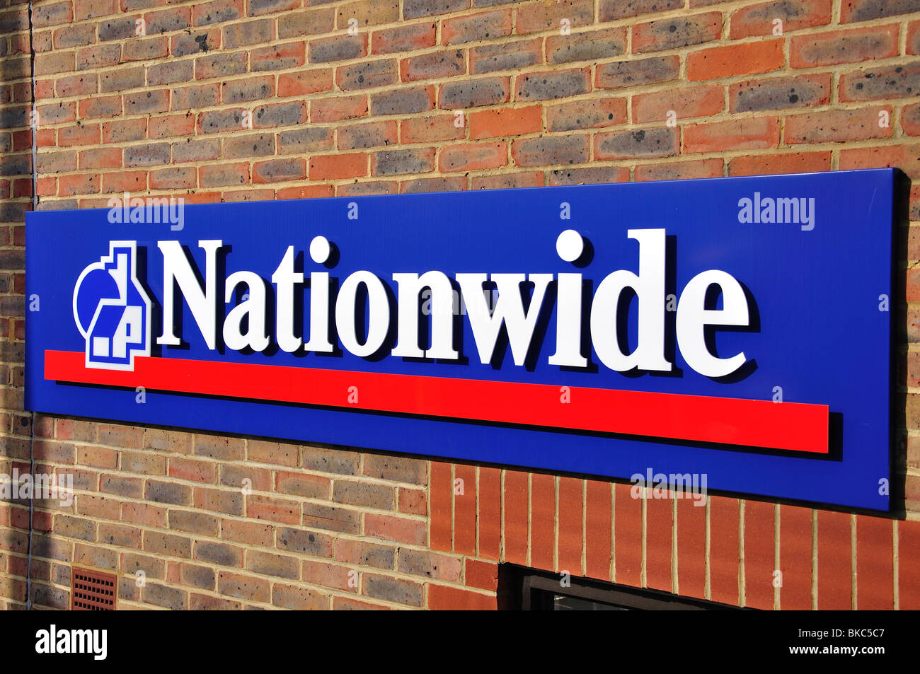 Nationwide segno, High Street, Datchet, Berkshire, Inghilterra, Regno Unito Foto Stock