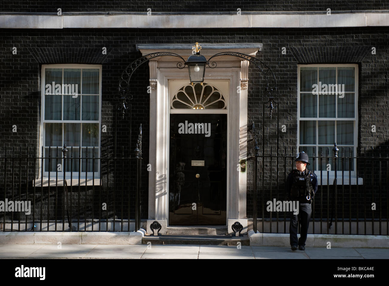 N. 10 di Downing Street a Londra, Inghilterra. La residenza del Primo ministro della Gran Bretagna Foto Stock