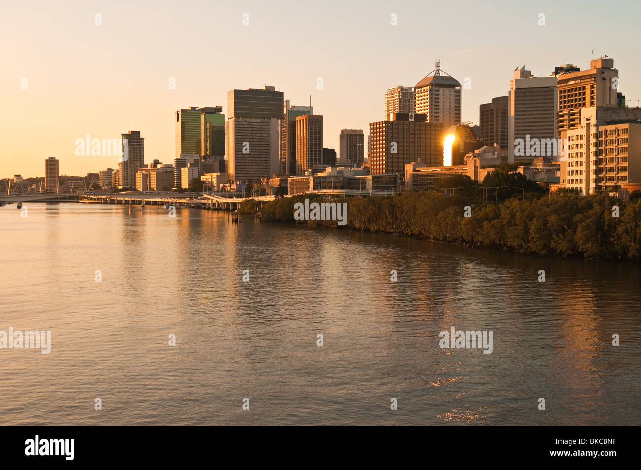 La città di Brisbane dal ponte di buona volontà, Queensland, Australia Foto Stock