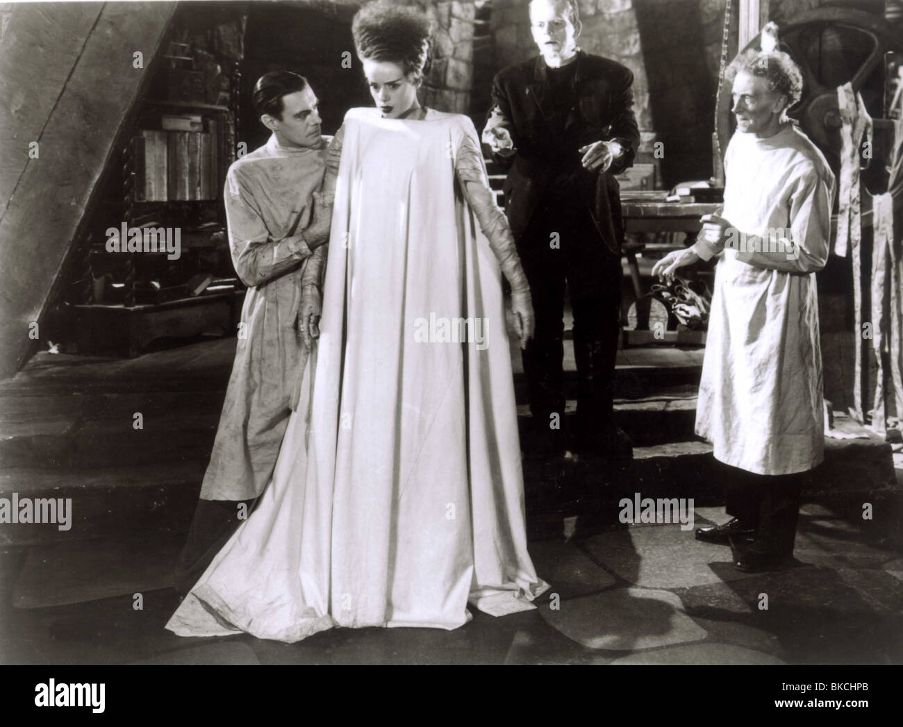 La sposa di Frankenstein (1935) COLIN CLIVE, Elsa Lanchester, BORIS KARLOFF, ERNEST THESIGER BOFS 021P L Foto Stock