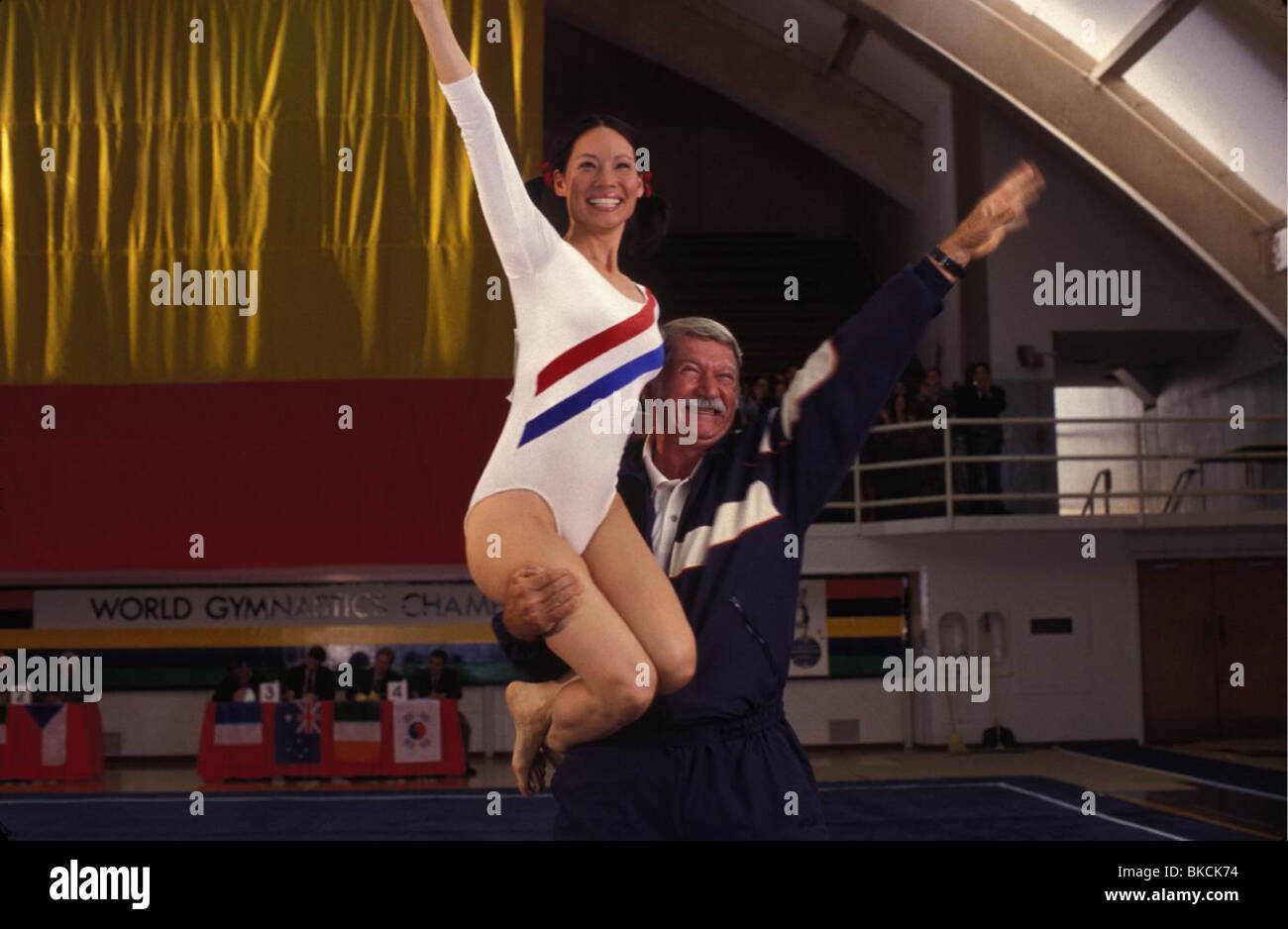 CHARLIE'S ANGELS: Full Throttle (2003) CHARLIE'S ANGELS 2 (ALT) Lucy Liu CHA2 002-010 Foto Stock