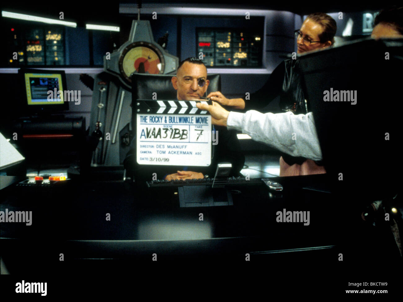 Le riprese di produzione (ALT) dietro le quinte (ALT) ubicazione (ALT) SUL SET (ALT) O/S " LE AVVENTURE DI ROCKY E BULLWINKLE' Foto Stock