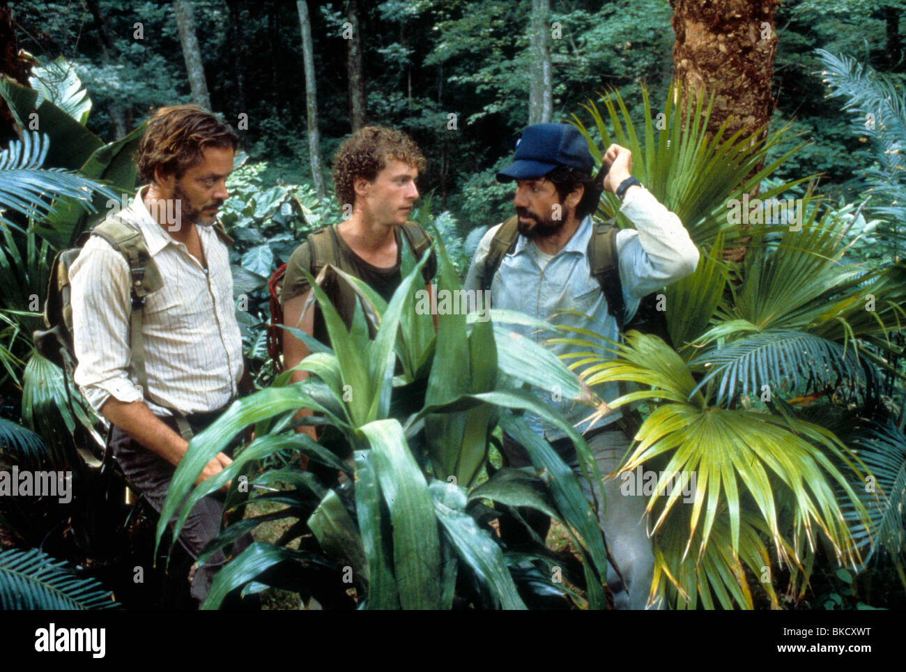 FLORIDA STRAITS (TV) (1986) RAUL JULIA FSTV 002 Foto Stock