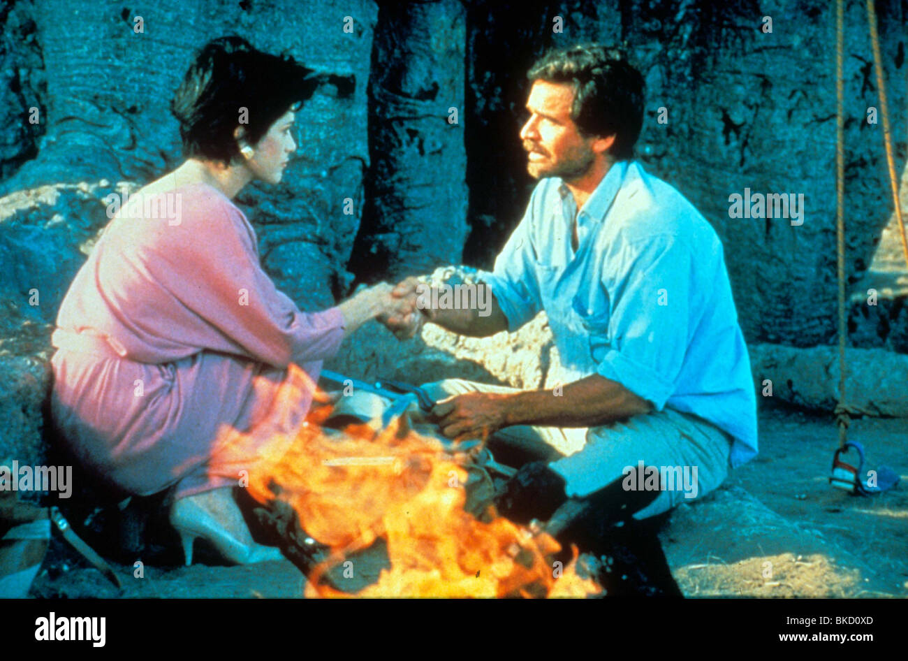 Gli dèi devono essere pazzo 2 (1988) GBC2 005 D Foto Stock