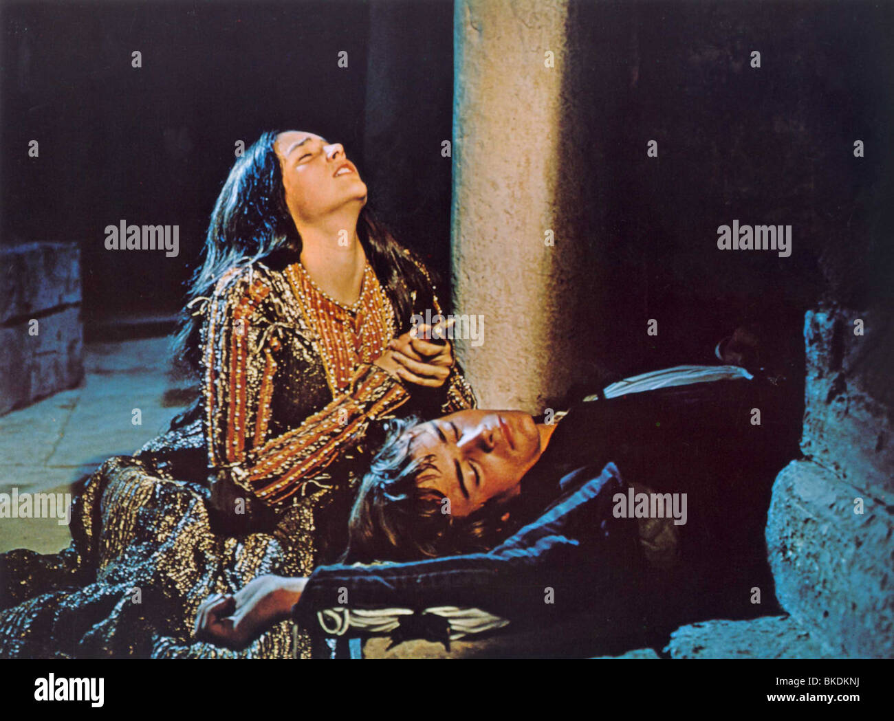ROMEO E GIULIETTA (1968) OLIVIA HUSSEY,LEONARD WHITING RMJ 015FOH Foto Stock