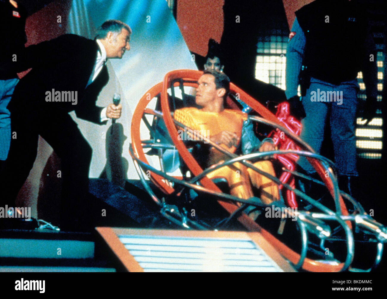 Il Running Man (1987) Richard Dawson, Arnold Schwarzenegger RNM 057 Foto Stock