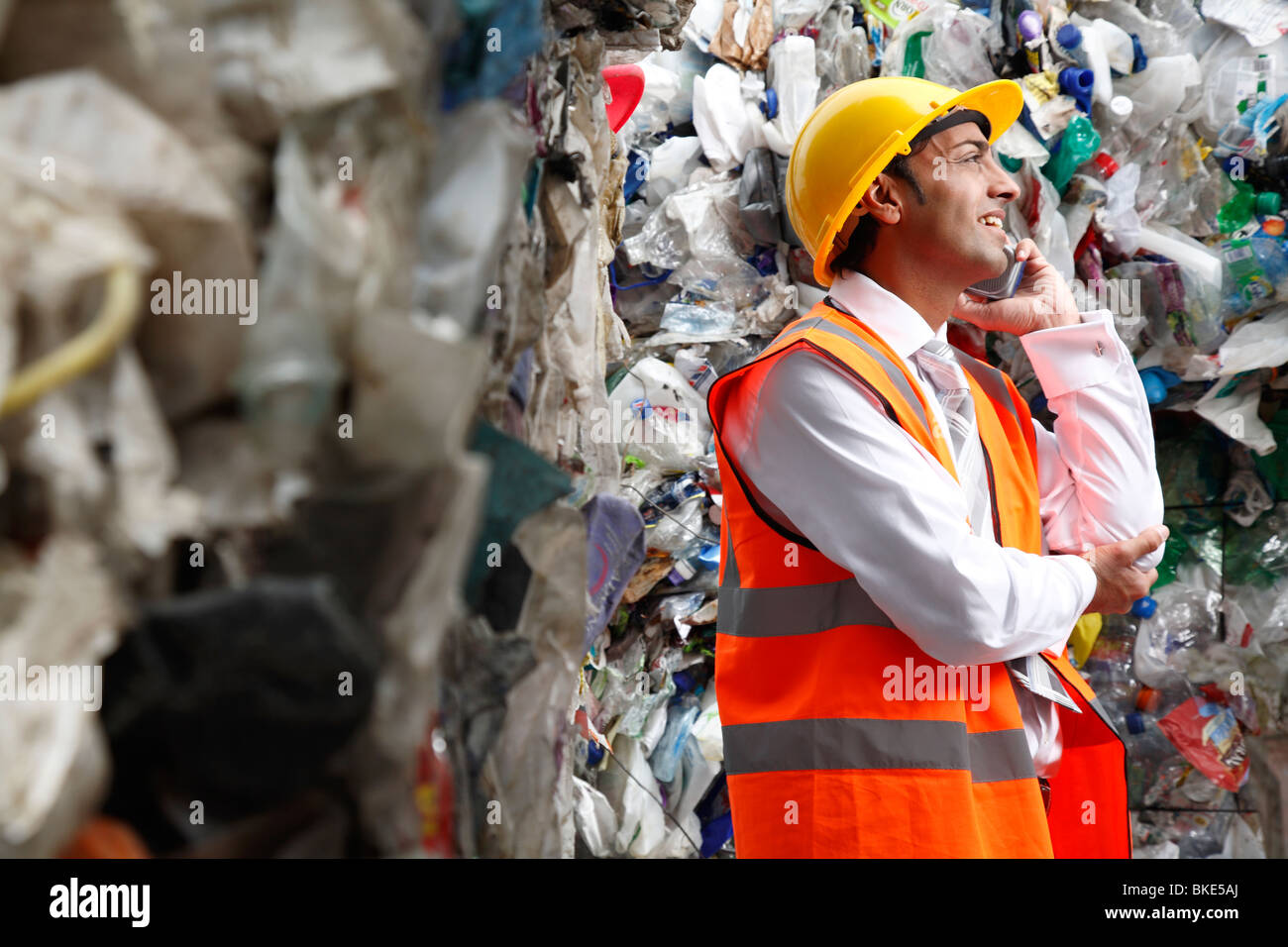 Lavoratore nel settore del riciclaggio Foto Stock