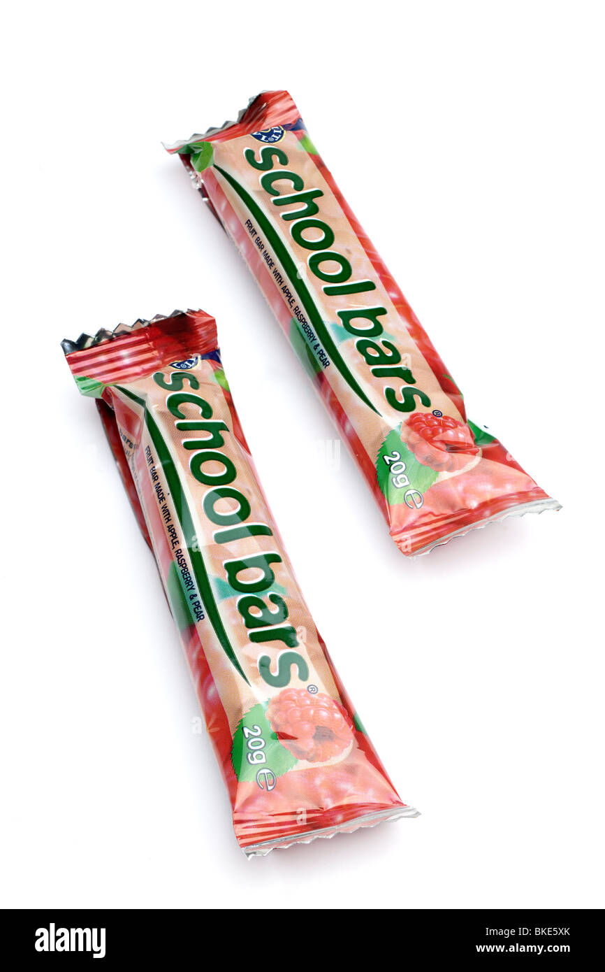 20 grammo avvolto Schoolbars mele pere e lampone masticare bar Foto Stock