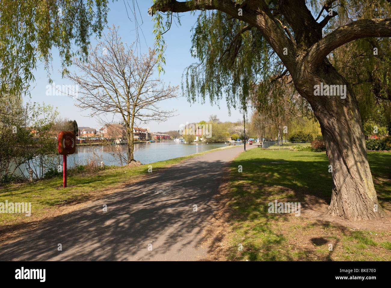 Il fiume il Tamigi a Reading, Berkshire Foto Stock