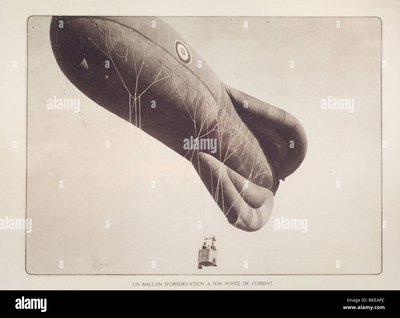 Artiglieria belga di palloncino di osservazione rispettando i tedeschi a battlefield in Fiandra occidentale durante la Prima Guerra Mondiale uno, Belgio Foto Stock