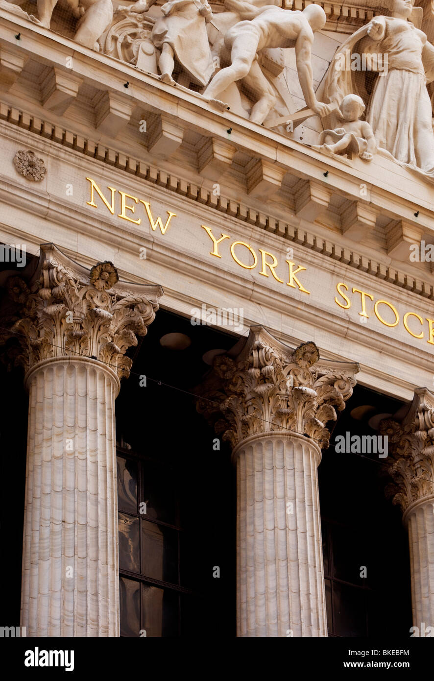 Dettagli sul New York Stock Exchange Building in Lower Manhattan, New York City USA Foto Stock