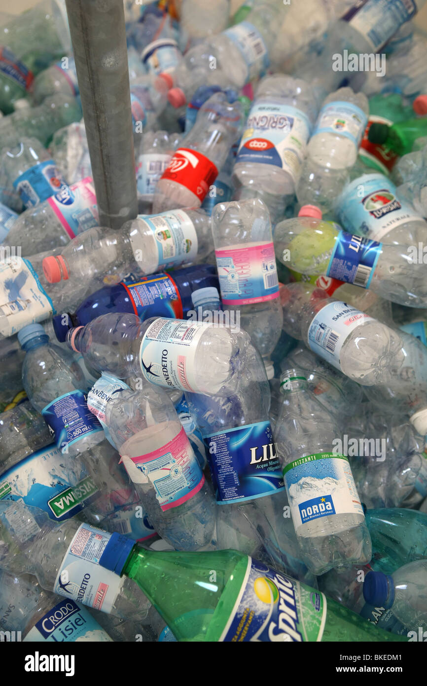 Il riciclaggio, bottiglia, plastica, inquinamento, ecologia Foto Stock