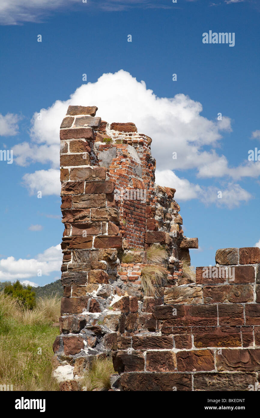 Rovine, Sarah Island (storico Convict Station), Maquarie Harbour, Western Tasmania, Australia Foto Stock